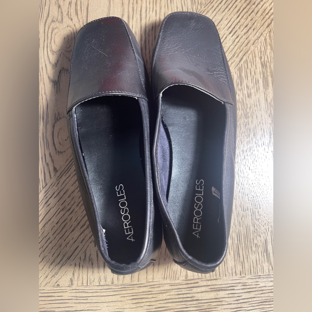 A CLEARANCE - ANY 2 PAIRS OF SHOES $35 Aerosoles Black Leather Flats. Size 6.5.